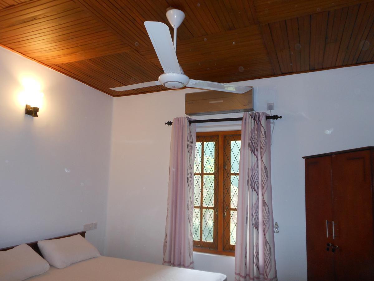 Lavender Hills Home Stay Канді Екстер'єр фото