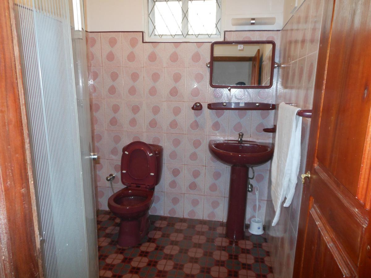Lavender Hills Home Stay Канді Екстер'єр фото